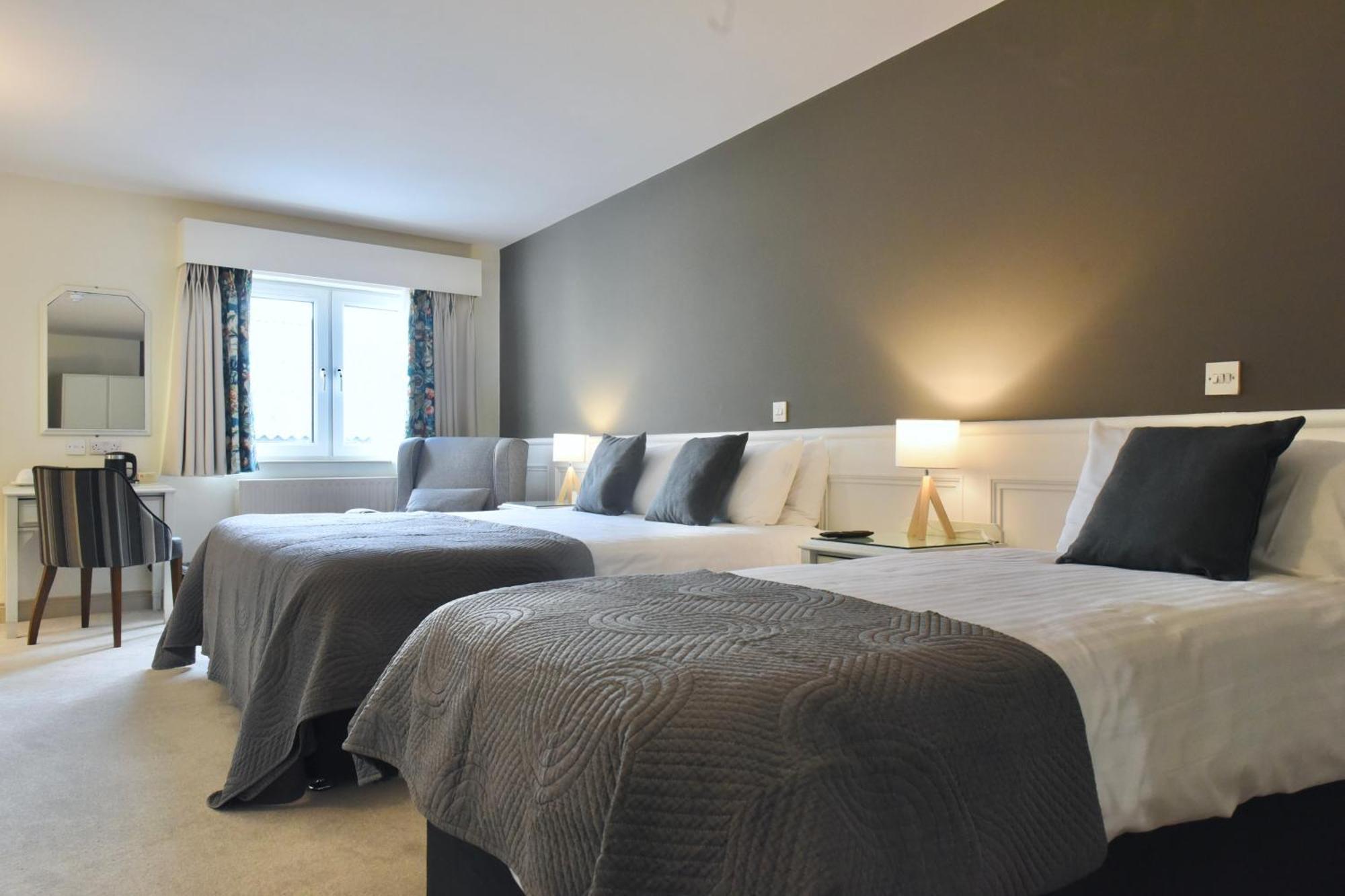 Hotel The Lough & Quay Town Centre